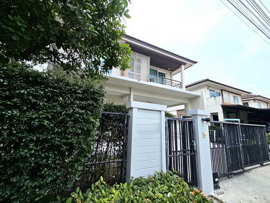 [ให้เช่า] FOR RENT MANTANA ONNUT – WONGWAEN 3 / 3 bedrooms 3 bathrooms / 73 Sqw. 200 Sqm. **55,000** CLOSE TO GEMOPOLIS INDUSTRIAL ESTATE
