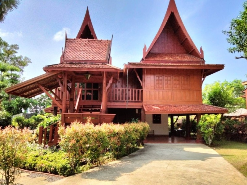Hot DEAL!! Thai-Style Pool Villa in a Prime Location Thalang, Phuket Close to the Beach and Major Shopping Malls