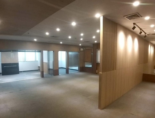 NS937 ให้เช่าพื้นที่สำนักงาน 250 ตรม  Central city tower ห้างเซนทรัล บางนา  ค่