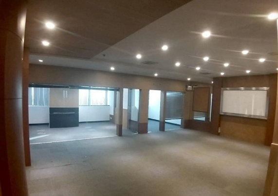 NS937 ให้เช่าพื้นที่สำนักงาน 250 ตรม  Central city tower ห้างเซนทรัล บางนา  ค่