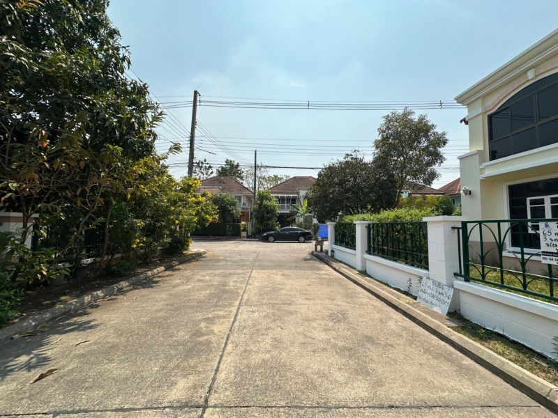 ขายบ้านเดี่ยวขนาดใหญ่ (หลังมุม 65 ตร.ว.) หมู่บ้านการ์เด้นวิลล่า1 รังสิต-คลองสาม ปทุมธานี