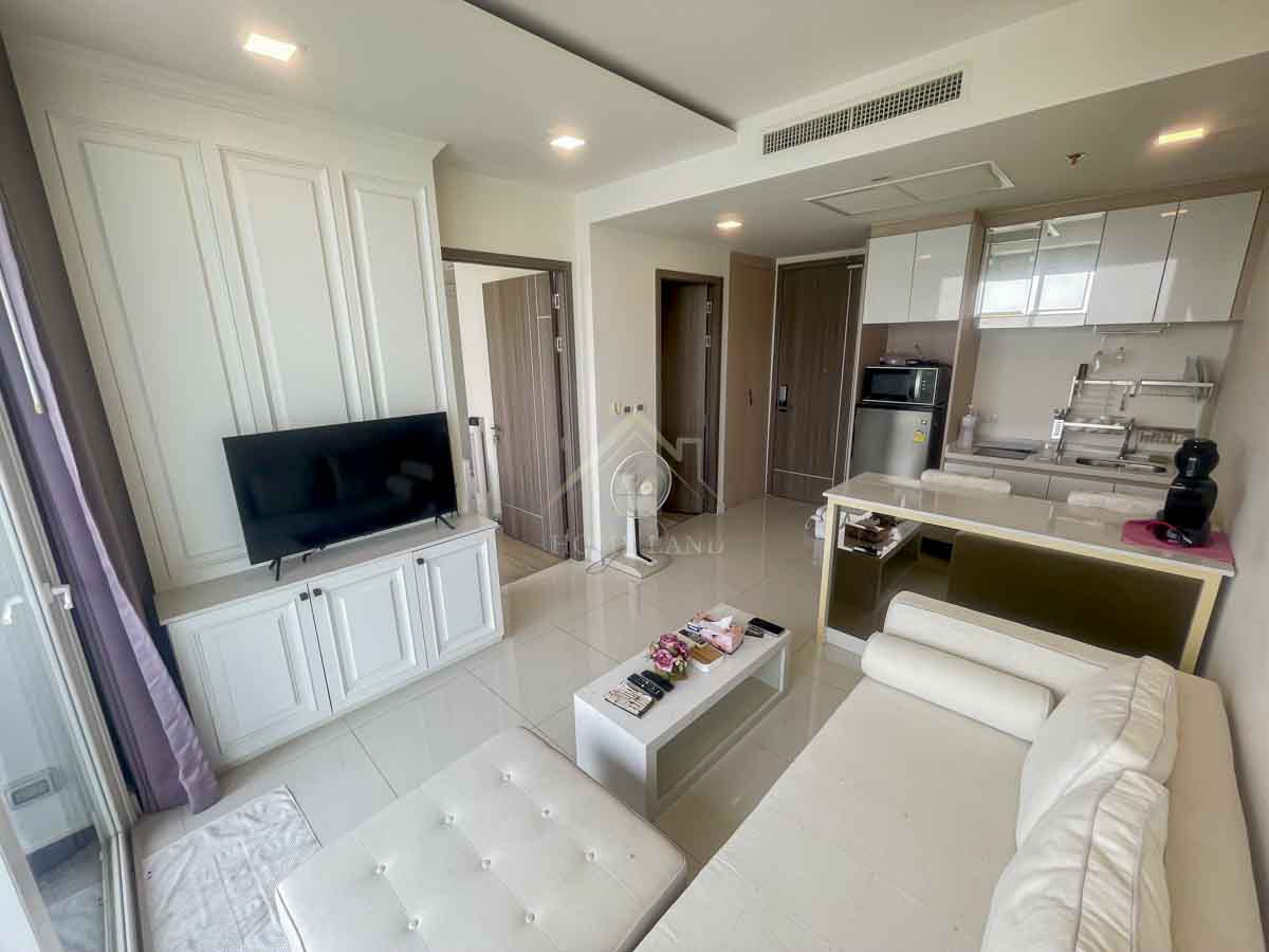 คอนโด เดลมาเร่ บางเสร่ บีชฟร้อนท์ Delmare Bangsaray Beachfront ชลบุรี