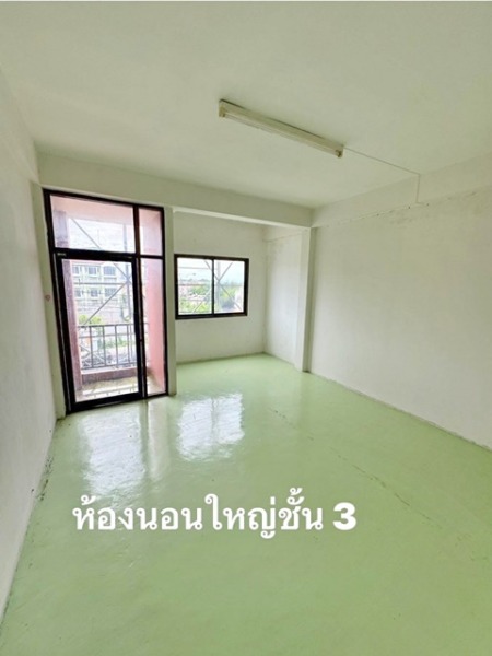 มีชั้นลอย ทำเลดี เดอะวอล์ค ราชพฤกษ์ 3.4 กม. ให้เช่าอาคาร 3.5ชั้น ติดถนนใหญ่ 20ตร.วา.250ตร.ม. 4นอน ราชพฤกษ์ MRTไทรม้า 2.6