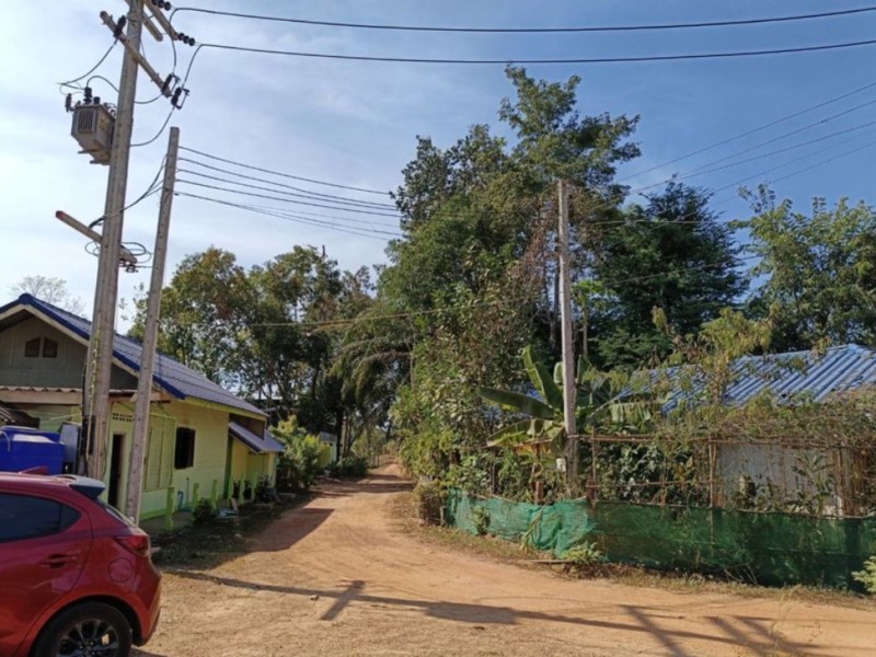 ขายที่ดิน โฉนด ติดร้านอาหารครัวริมบึงโง้ง เนื้อที่ 200 ตร.ว.