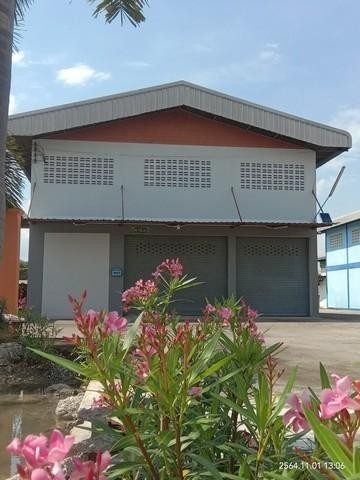 เช่า โรงงานพร้อมออฟฟิศ พื้นที่สีม่วง ย่านลาดหลุมแก้ว ติดถนนสาย1030 ใกล้ทางหลวงสาย9 วงแหวนตะวันตก