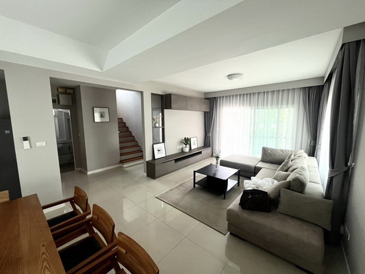 [ให้เช่า] FOR RENT MANTANA ONNUT – WONGWAEN 3 / 3 bedrooms 3 bathrooms / 73 Sqw. 200 Sqm. **55,000** CLOSE TO GEMOPOLIS INDUSTRIAL ESTATE