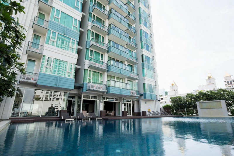 คอนโด ไอวี่ ทองหล่อ มี 2 unit 36 ตารางเมตร ชั้น19,20 วิวหันไปทาง J Avenue เฟอร์ built in