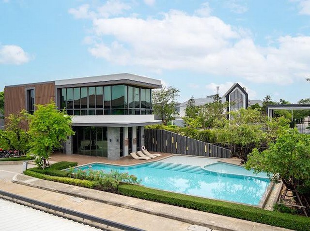 ให้เช่า โครงการ Venue เวนิว พระราม9 กรุงเทพกรีฑา แปลงสวย หลังมุม ไม่มีสายไฟขวางหน้าบ้าน
