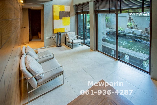 428933 ขายบ้าน ทาวน์อินทาวน์ ขนาด 81 ตร.วา บ้านเดี๋ยวตึกแฝด 6ชั้นครึ่ง และมีดาดฟ้า