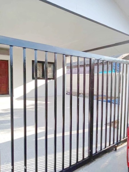 บ้านเดี่ยวให้เช่า 4นอน 62 ตรว. Heathfield Inter Sch. 2.9กม. RAIS 3กม.242 ตรม. สัมมากรเพลส500ม. ถนนรามคำแหง106-114 2น้ำ 3