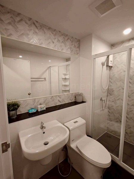 ให้เช่าคอนโด Regent Home Bangna พื้นที่ 28 ตรม 1นอน 1น้ำ ชั้น10 ตึกA วิวนอกระเบียง ทิศตะวันออก พร้อมเฟอร์และเครื่องไฟฟ้า