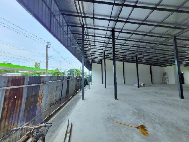 ติดป้ายชื่อร้าน กาญจนาภิเษก ให้เช่า พื้นที่อาคาร 1 ชั้น 25 ตร.ม. สาย2-3 20ตร.วา.ริมถนนบรม นาชาติคิดส์วิลเลจ 3.6 กม.เปิดร