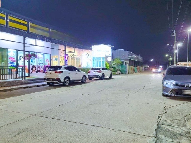 ติดถนนใหญ่ 72ตร.ม.สาย2-3 ให้เช่าพื้นที่ 1 ชั้น 32ตร.วา. ถ.บรมราชชนนี สายใต้ใหม่ 4.43กม. ทำเลดี ร้านอาหาร โกดัง ร้านค้า ส