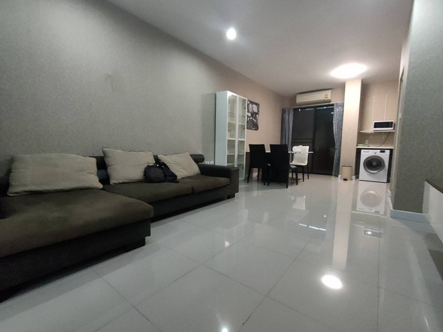 ขายพร้อมผู้เช่าทาวน์โฮม 3 ชั้น ม.ซิกเนเจอร์ เพชรเกษม 69 Built-in สวยพร้อมเฟอร์นิเจอร์