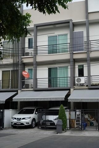 MT134 เช่า ทาวน์โฮม บ้านกลางเมือง สุขุมวิท77 ซอยอ่อนนุช17 ทะลุซอยพัฒนาการ20 ได้ ใกล้ทางด่วน เดินทางสะดวก