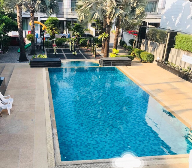 คฤหาสน์แนวตั้ง APLบ้านทับช้าง 600 ม.ระราม9 ทำเลคนรวย 252ตร.ม. บ้านกลางเมือง ม.แสตมฟอร์ด 3.3 กม. 3-4นอน ให้เช่า 3 ชั้น กร
