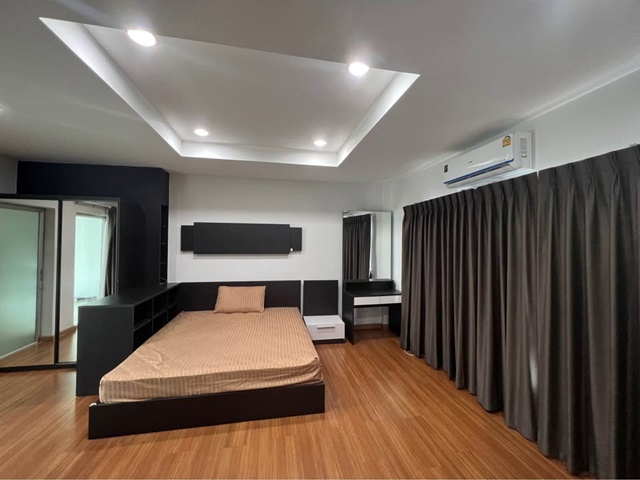 ทำเลคนรวย กรุงเทพกรีฑา APLบ้านทับช้าง 600 ม.พระราม9 ให้เช่า 3 ชั้น 250ตร.ม. บ้านกลางเมือง ม.แสตมฟอร์ด 3.3 กม. 3-4นอน คฤห