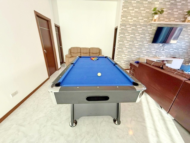 ตลาดโรงโป๊ะ 900 ม.ให้เช่าพูลวิลล่าหรู 82ตร.วา.240 ตร.ม. บางละมุง 15-21 รร.นานาชาติรีเจนท์ พัทยา 3.1 กม.3 นอน3 น้ำ เทคนิค