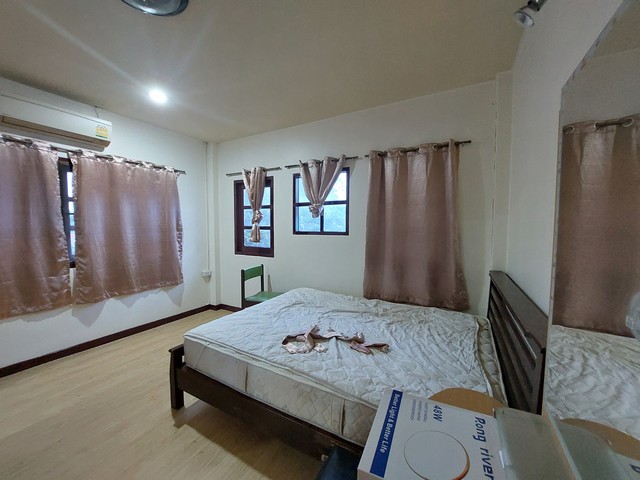 บ้านเดี่ยว2ชั้น ให้เช่า 100 ตรว. หมู่บ้าน ราชธานี อยู่ถนนเลียบคลอง5