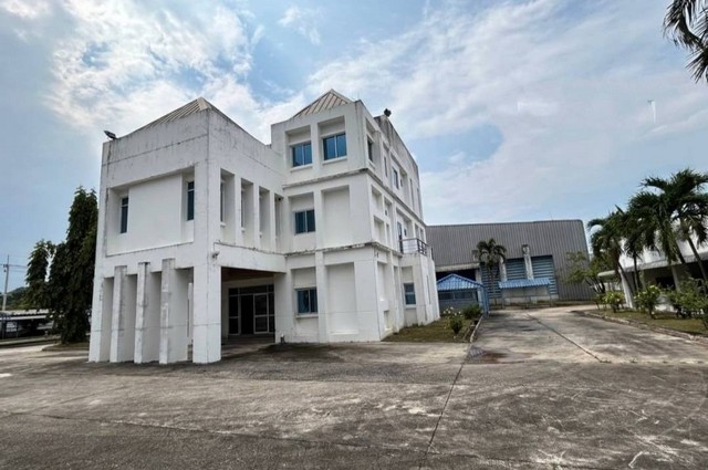 ขายที่ดินโรงงานพร้อมสิ่งปลูกสร้าง บนเนื้อที่ 25 ไร่ ผังพื้นที่สีม่วงลาย สามารถขอใบ รง.4 ได้