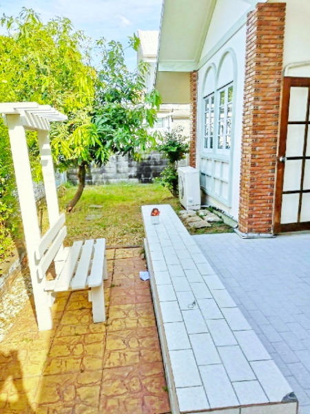 บ้านเดี่ยวชั้นเดียว 55 ตร.วา.220 ตร.ม.แม็คโคร แจ้งวัฒนะ 1.5 กม.ติดถนนใหญ่ รร.นานาชาติกรุงเทพ 1.3 กม.เงียบ สงบ 3 นอน 2 น้