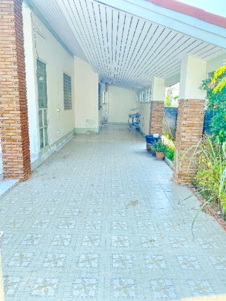 บ้านเดี่ยวชั้นเดียว 55 ตร.วา.220 ตร.ม.แม็คโคร แจ้งวัฒนะ 1.5 กม.ติดถนนใหญ่ รร.นานาชาติกรุงเทพ 1.3 กม.เงียบ สงบ 3 นอน 2 น้