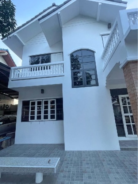 ให้เช่าบ้าน 2ชั้น ติวานนท์ ถ.แจ้งวัฒนะ MRT เลี่ยงเมืองปากเกร็ด 2.9 กม.ใหม่ทั้งหลัง 52 ตร.วา.202ตร.ม. สุขาประชาสรรค์ เฟอร