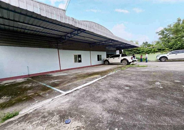 ขายโกดังพร้อมอาคารพักอาศัย บนเนื้อที่ 333 ตรวโกดังมีขนาดพื้นที่ 408 ตรม มีออฟฟิต 2 ชั้น