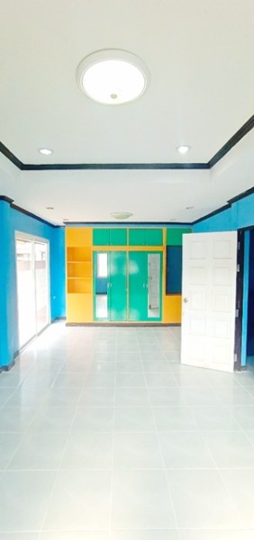 รร.นานาชาติสยาม 1.4 กม. ฟิวเจอร์พาร์ค รังสิต 4.6 กม. ให้เช่าบ้านเดี่ยว 2 ชั้น 41 ตร.วา.220 ตร.ม ตลาดพระรูปคลอง 2 1.8 กม