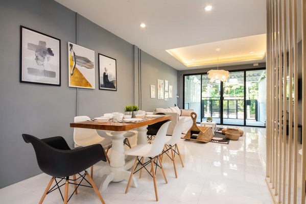 [ให้เช่า] FOR RENT TOWNHOUSE KRUNGTHEP – NONTHABURI 31 / 2 bedrooms 2 bathrooms / 20 Sqw. 140 Sqm. **25,000** CLOSE TO SKYTRAIN BANGSON STATION