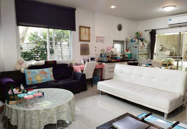 ขายทาวน์เฮ้าส์ หมู่บ้านฮาบิทาวน์ วัชรพล เนื้อที่ 29 ตร.ว. หลังมุม แต่งสวย พร้อมอยู่