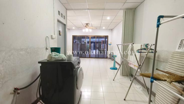 ทาวน์เฮ้าส์ หมู่บ้านมนวดี พาร์ค2 ถ.วัดลาดปลาดุก บางบัวทอง นนทบุรี