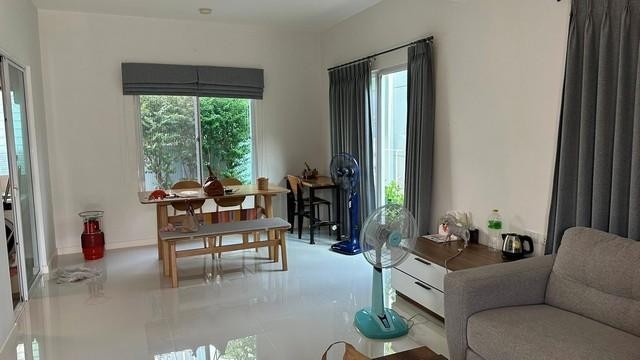เช่า บ้านแฝด โครงการ villaggio ประชาอุทิศ90 ใกล้ทางด่วน เดินทางสะดวก