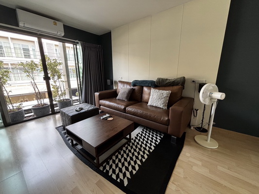 [ให้เช่า] FOR RENT NOBLE CUBE PATTANAKARN / 3 bedrooms 3 bathrooms / 20 Sqw. 200 Sqm. **52,000** JUST 15 MINUTES TO THONGLOR
