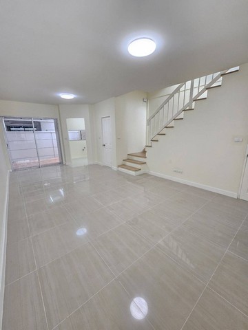 Townhome ทาวน์พลัส เกษตร-นวมินทร์ (คลองลำเจียก) พท. 0 RAI 0 Ngan 20 ตาราง.วา 4990000 บาท. ด่วน ๆ