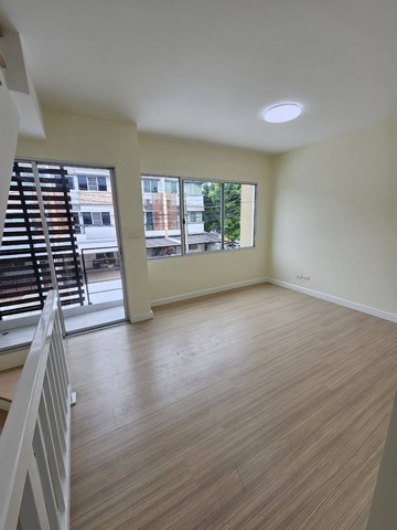 Townhome ทาวน์พลัส เกษตร-นวมินทร์ (คลองลำเจียก) พท. 0 RAI 0 Ngan 20 ตาราง.วา 4990000 บาท. ด่วน ๆ