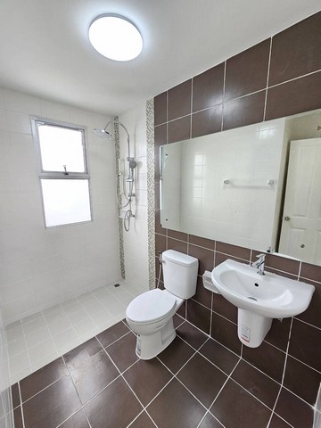 Townhome ทาวน์พลัส เกษตร-นวมินทร์ (คลองลำเจียก) พท. 0 RAI 0 Ngan 20 ตาราง.วา 4990000 บาท. ด่วน ๆ