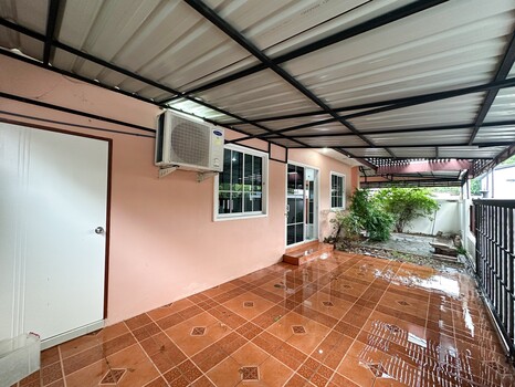 ขาย บ้านแฝด หลังมุม ทำเลบางกร่าง นนทบุรี ใกล้ถนนราชพฤกษ์ (ขนาด 31.4 ตร.ว.) หลังมุม พร้อมเข้าอยู่ทันที