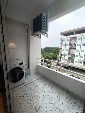 ขายคอนโด ชั้น 4 ห้องมุม โครงการลิฟวิ่งเพลส รามคำแหง 157 ใกล้รถไฟฟ้า สถานีเตรียมน้อมเกล้า