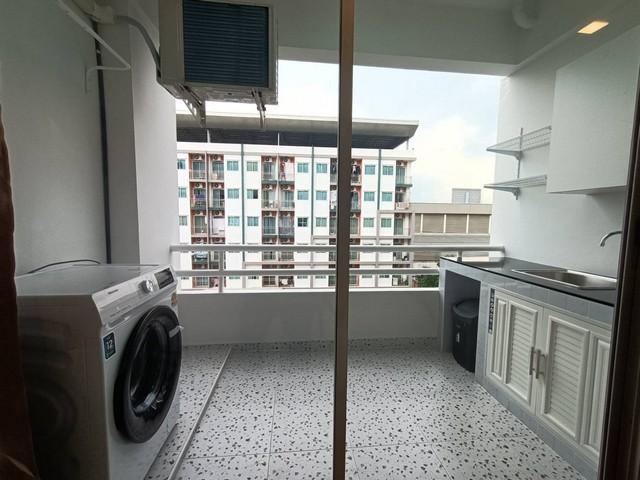 ขายคอนโด ชั้น 4 ห้องมุม โครงการลิฟวิ่งเพลส รามคำแหง 157 ใกล้รถไฟฟ้า สถานีเตรียมน้อมเกล้า