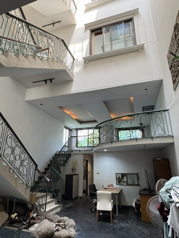 ขายทาวน์โฮม4.5ชั้น 35 ตร.ว. ย่านสุุขมวิท71ซอยปรีดีพนมยงค์ 14 ใกล้ทางด่วนBTSพระโขนง