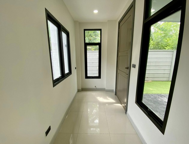 รหัสC6746 ให้เช่าโฮมออฟฟิศ 4 ชั้น ซอยสุขุมวิท 101/1 ซอยวชิรธรรมสาธิต SPACE Home Office ทำเลดี