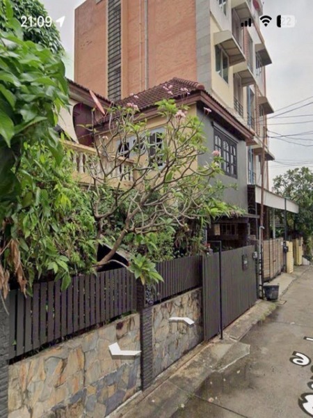 ให้เช่าบ้านเดี่ยว 2 ชั้น 50 ตรว. 4 ห้องนอน เข้าออกได้ทั้งลาดพร้าว 62 ซอยสุทธิสารวินิจฉัย รัชดา ใกล้ MRT โชคชัย 4