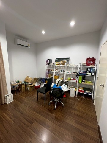 ให้เช่าบ้าน 5 ห้องนอน หมู่บ้าน พัฒนาสิริ เดอะไพร์ด วงแหวนรามอินทรา-หทัยราษฎร์