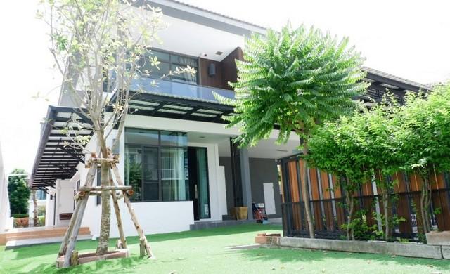 ให้เช่าบ้านเดี่ยว 2 หลังคู่ 118 ตรว. หลังบ้านต่อกัน หมู่บ้านมัณฑนา รามอินทรา-วงแหวน ใกล้แฟชั่นไอแลนด์