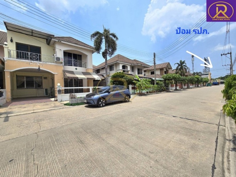 ให้เช่าบ้านเดี่ยว 2 ชั้น ทำเลดี เดินทางสะดวกติดถนนสุขุมวิท หมู่บ้านณิชาดา ใกล้ตลาดนัดจตุจักร ต.ห้วยกะปิ อ.เมืองชลบุรี จ.