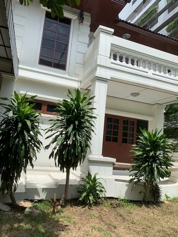 ให้เช่าบ้านเดี่ยวถนนแจ้งวัฒนะใกล้ เซ็นทรัล แจ้งวัฒนะ โซน แจ้งวัฒนะ, ปากเกร็ด, นนทบุรี อยู่ซอยแจ้งวัฒนะ-ปากเกร็ด 26