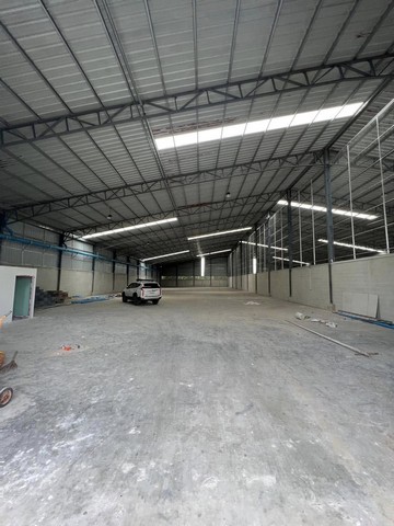 ให้เช่าโกดัง พื้นที่ 1,450 ตรม. ไฟ 3 เฟส ย่านบางกรวย นนทบุรี