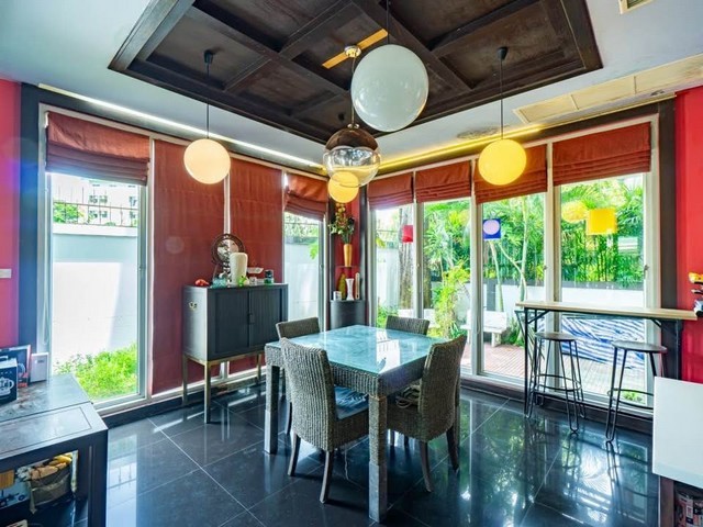 ขายบ้านเดี่ยว3หลังในพื้นที่เดียวกัน ติดคลอง ย่านสวนหลวง หมู่บ้านปัญญา ซอยพัฒนาการ 30 ทะลุซอยอ่อนนุช 17ใกล้ โรงเรียนนานาช