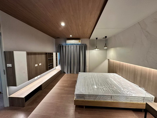 [ให้เช่า] FOR RENT MANTANA BANGNA KM.7 / 3 bedrooms 3 bathrooms / 65 Sqw. 175 Sqm. **75,000** JUST 5 MINUTES FROM MEGA BANGNA